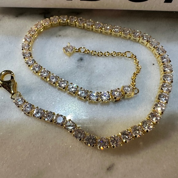 Authentic Pandora, SZ 20CM, Gold Plated White Crystal CZ Tennis Bracelet - Picture 6 of 9